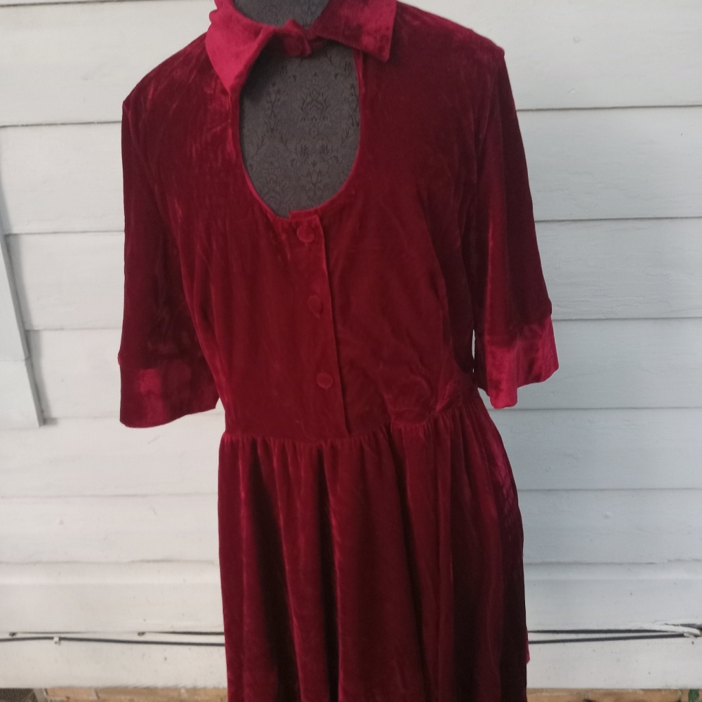 Women's Red Crushed Velvet Tunic Blouse Plus Size 1X Goth Steampunk Rockabilly